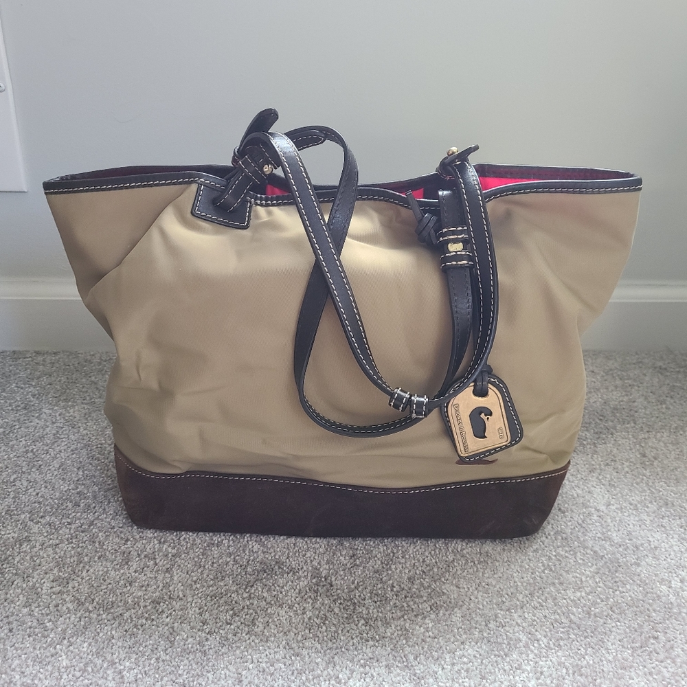 Dooney & Bourke handbag